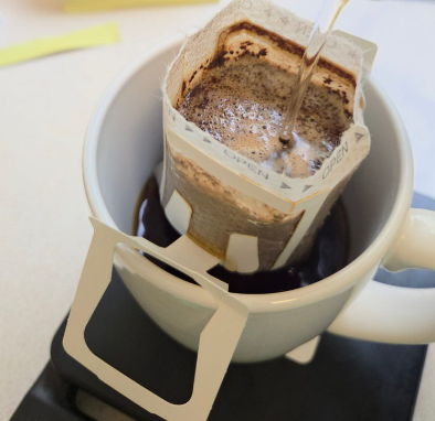 USA Ground Coffee Drip Coffee Bag Packing Machine: A Single-Serve Solution for Subscriptions, E-Commerce, and Specialty Retail
